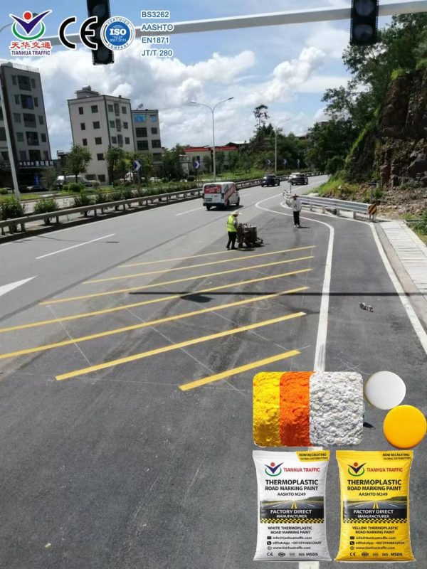 Yellow-paint-asphalt Yellow thermoplastic road marking paint provides bright color
