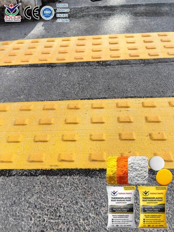 Cuba, white and yellow thermoplastic paint Cuba, white and yellow thermoplastic paint
