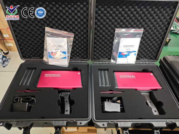 AT-SR-006 traffic sign retroreflectometer