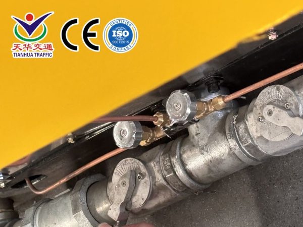 DCHP-1200DG Dual-Fuel Hydraulic Double-Cylinder Thermoplastic Melting Kettle Factory Price DCHP-1200DG Dual-Fuel Hydraulic Double-Cylinder Thermoplastic Melting Kettle Factory Price