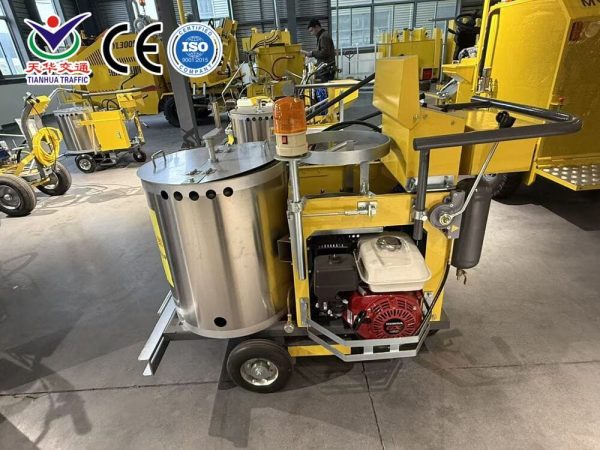 Gasoline Raised Oscillating Thermoplastic Road Marking Machine For sale