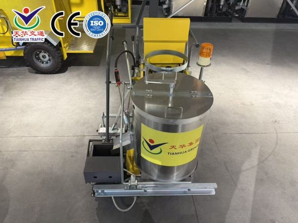 Gasoline Raised Oscillating Thermoplastic Road Marking Machine Price