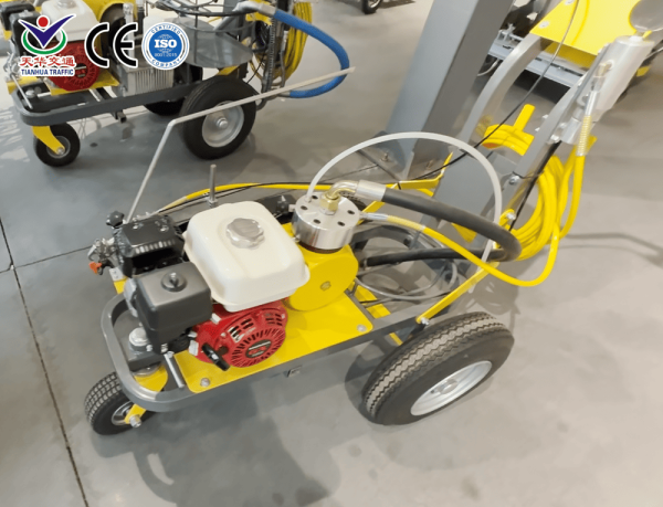 RMM-1 Diaphragm Pump Cold Spray Road Marking Machine China RMM-1 Diaphragm Pump Cold Spray Road Marking Machine China