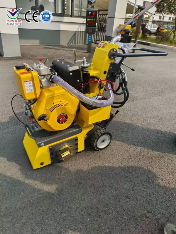 Self-Propelled Road Marking Line Removal Machine Manufacturer