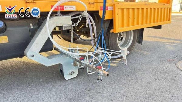 vehicle-mounted-cold-spray-road-marking-machine-Factory-Outlet