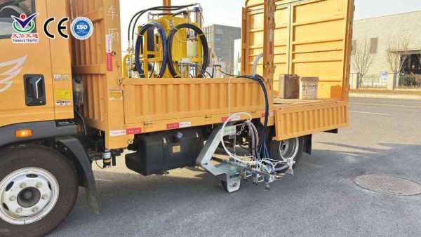 vehicle-mounted-cold-spray-road-marking-machine-Price